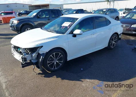 2018 Toyota Camry Se from USA, damaged, VIN 4T1B11HK7JU069985